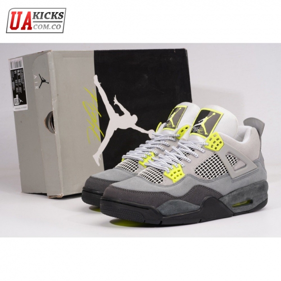 AJ 4 Retro SE "95 Neon" Size 40.5-46