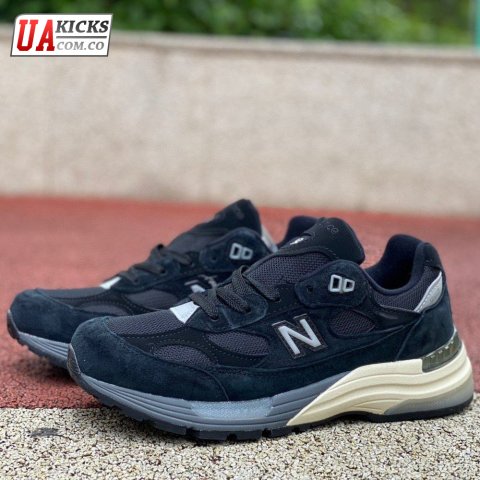 New Balance M992BL Size 36-46