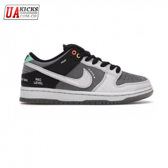 Dunk Low SB 'Camcorder' Size 40-47.5